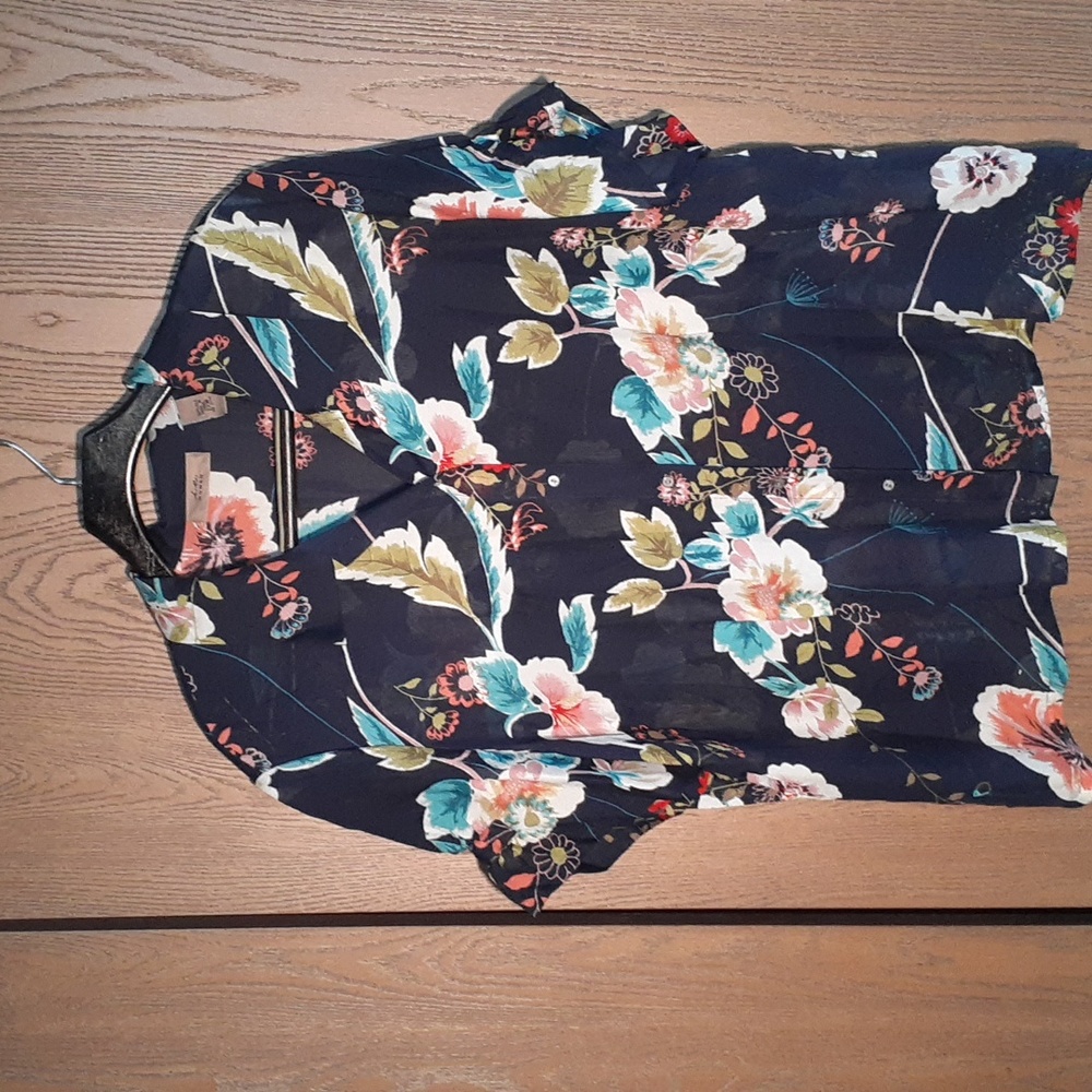 100% silk vintage semisheer gorgeous floral button top size 22W
